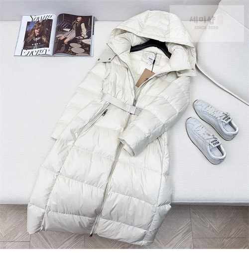 Burberry 버버리 24SS 벨티드 롱 다운 패딩 의류 12번 이미지