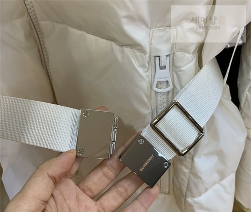 Burberry 버버리 90 트렌치 벨트 패딩 다운 자켓 의류 7번 이미지