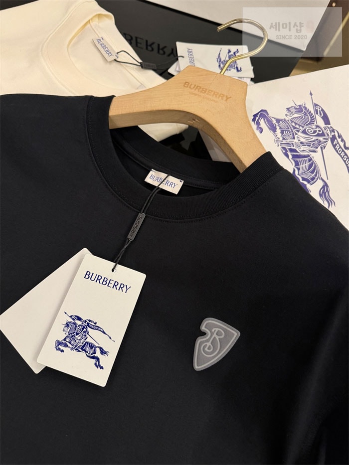 Burberry 버버리 B 쉴드 EKD 코튼 반팔 티셔츠 의류 9번 이미지