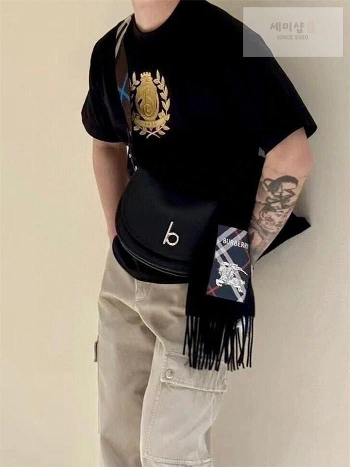Burberry 버버리 B 크레스트 코튼 티셔츠 의류 17번 이미지