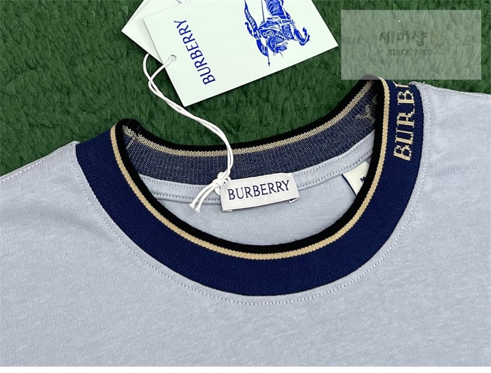 Burberry 버버리 EKD 자수 넥 포인트레터링 반팔 티셔츠 블루 의류 9번 이미지