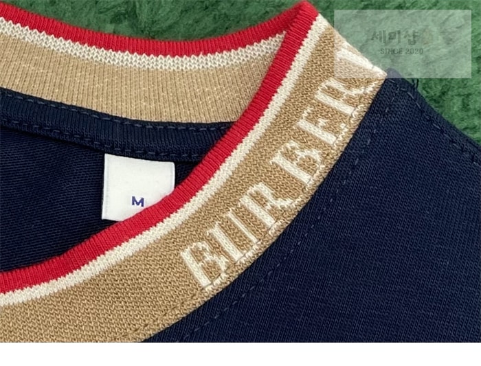 Burberry 버버리 EKD 자수 넥 포인트레터링 반팔 티셔츠 블루 의류 17번 이미지