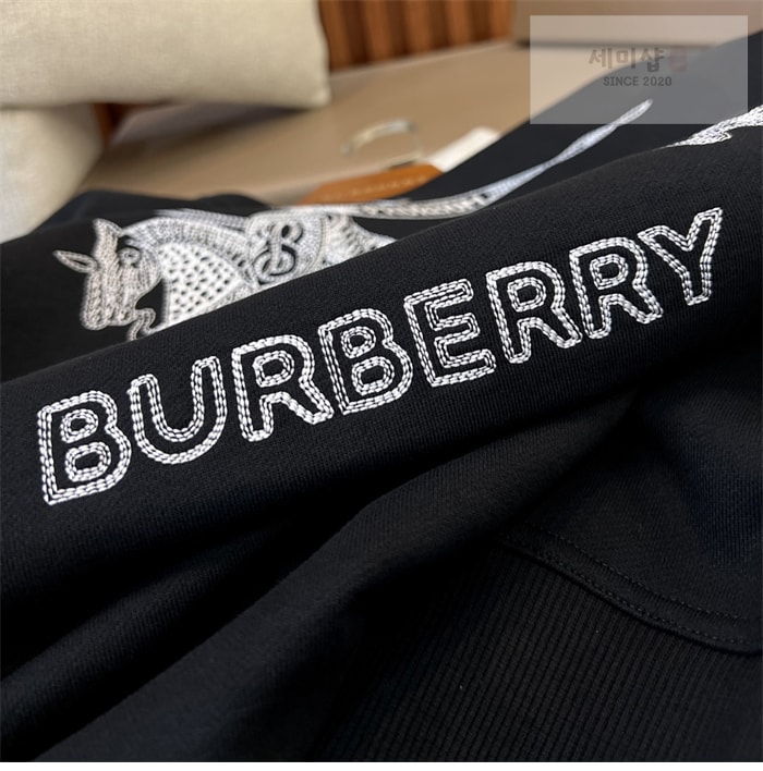Burberry 버버리 EKD 코튼 맨투맨 의류 21번 이미지