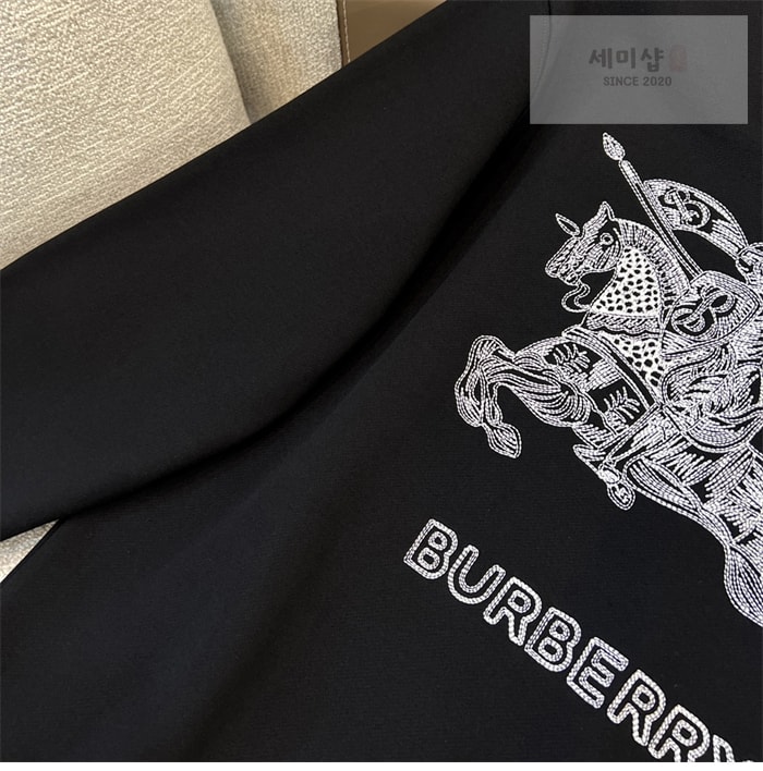 Burberry 버버리 EKD 코튼 맨투맨 의류 19번 이미지