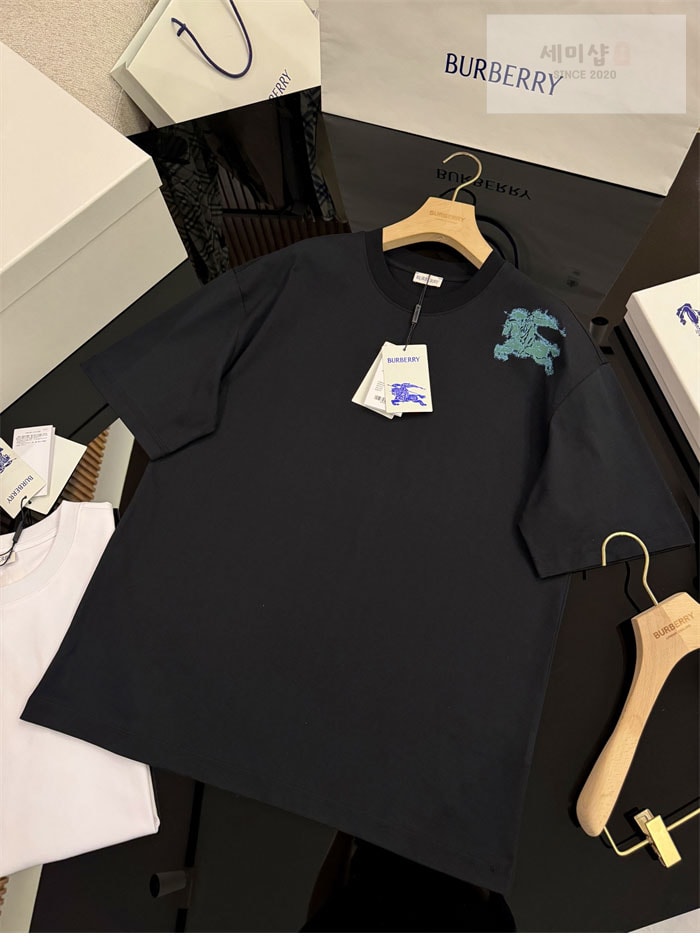 Burberry 버버리 EKD 코튼 반팔 티셔츠 화이트 의류 4번 이미지