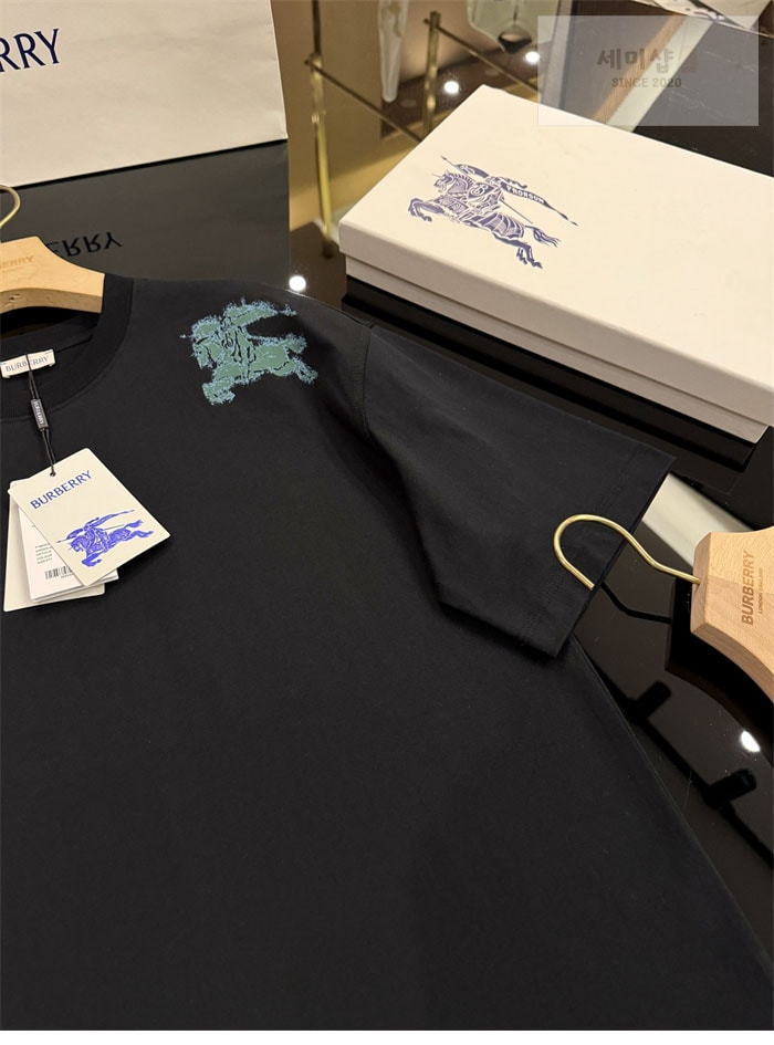 Burberry 버버리 EKD 코튼 반팔 티셔츠 화이트 의류 7번 이미지