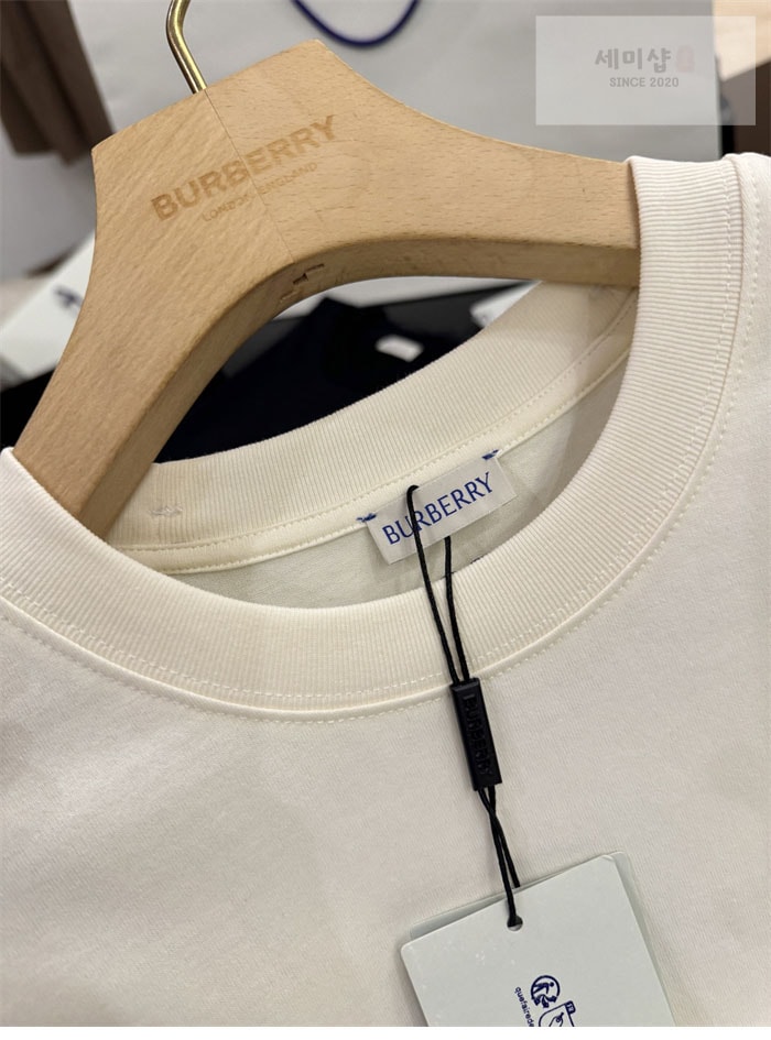 Burberry 버버리 EKD 코튼 반팔 티셔츠 의류 15번 이미지