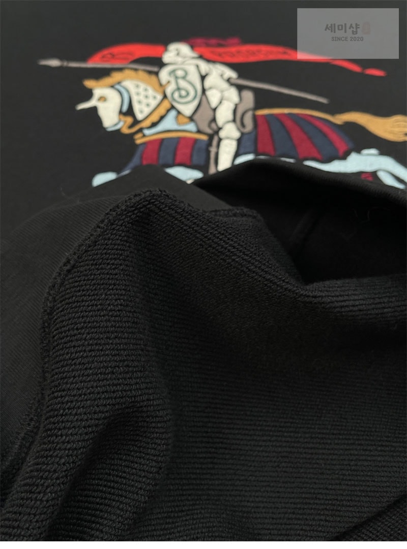 Burberry 버버리 EKD 코튼 스웨트셔츠 맨투맨 의류 10번 이미지