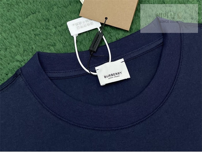 Burberry 버버리 EKD 프린트 스트라이프 반팔 티셔츠 의류 12번 이미지