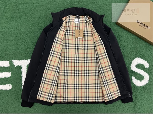 Burberry 버버리 Pailton 패커블 후드 다운 패딩 자켓 의류 7번 이미지