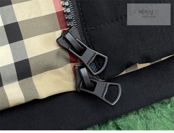 Burberry 버버리 Pailton 패커블 후드 다운 패딩 자켓 의류 12번 이미지