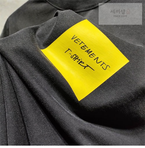 Vetements 베트멍 스티키 로고 반팔 티셔츠 의류 8번 이미지