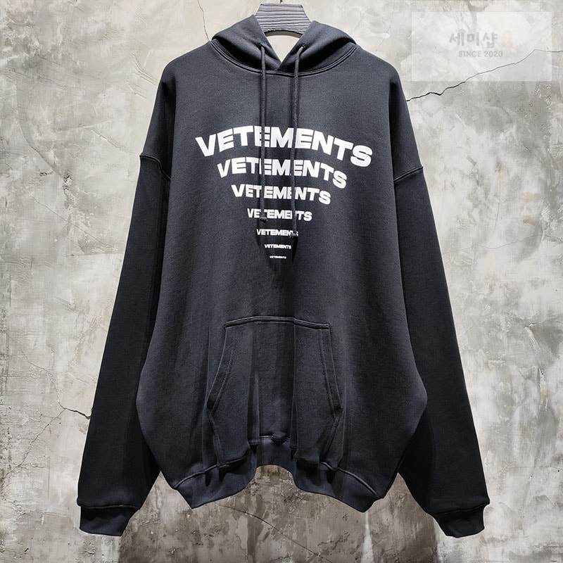 Vetements 베트멍 피라미드 로고 후드 의류 1번 이미지