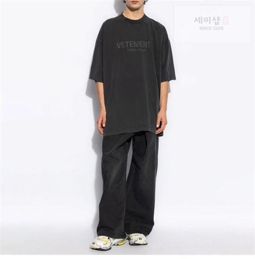 Vetements 베트멍 24FW 로고 반팔 티셔츠 의류 2번 이미지