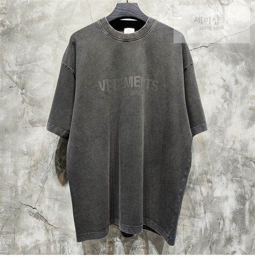 Vetements 베트멍 24FW 로고 반팔 티셔츠 의류 5번 이미지