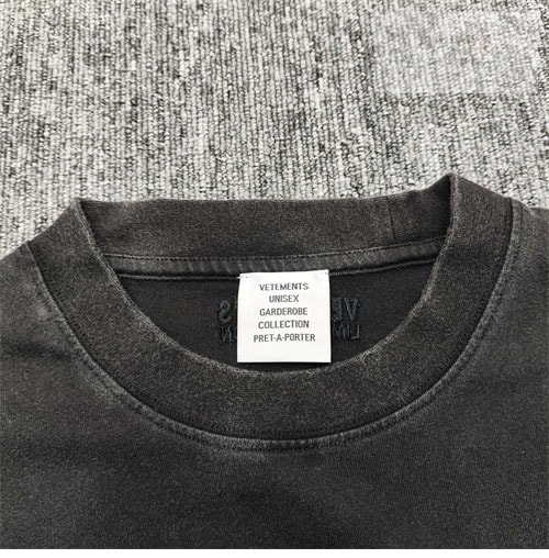 Vetements 베트멍 24FW 로고 반팔 티셔츠 의류 14번 이미지