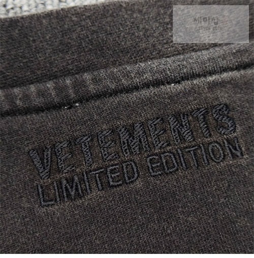 Vetements 베트멍 24FW 로고 반팔 티셔츠 의류 11번 이미지