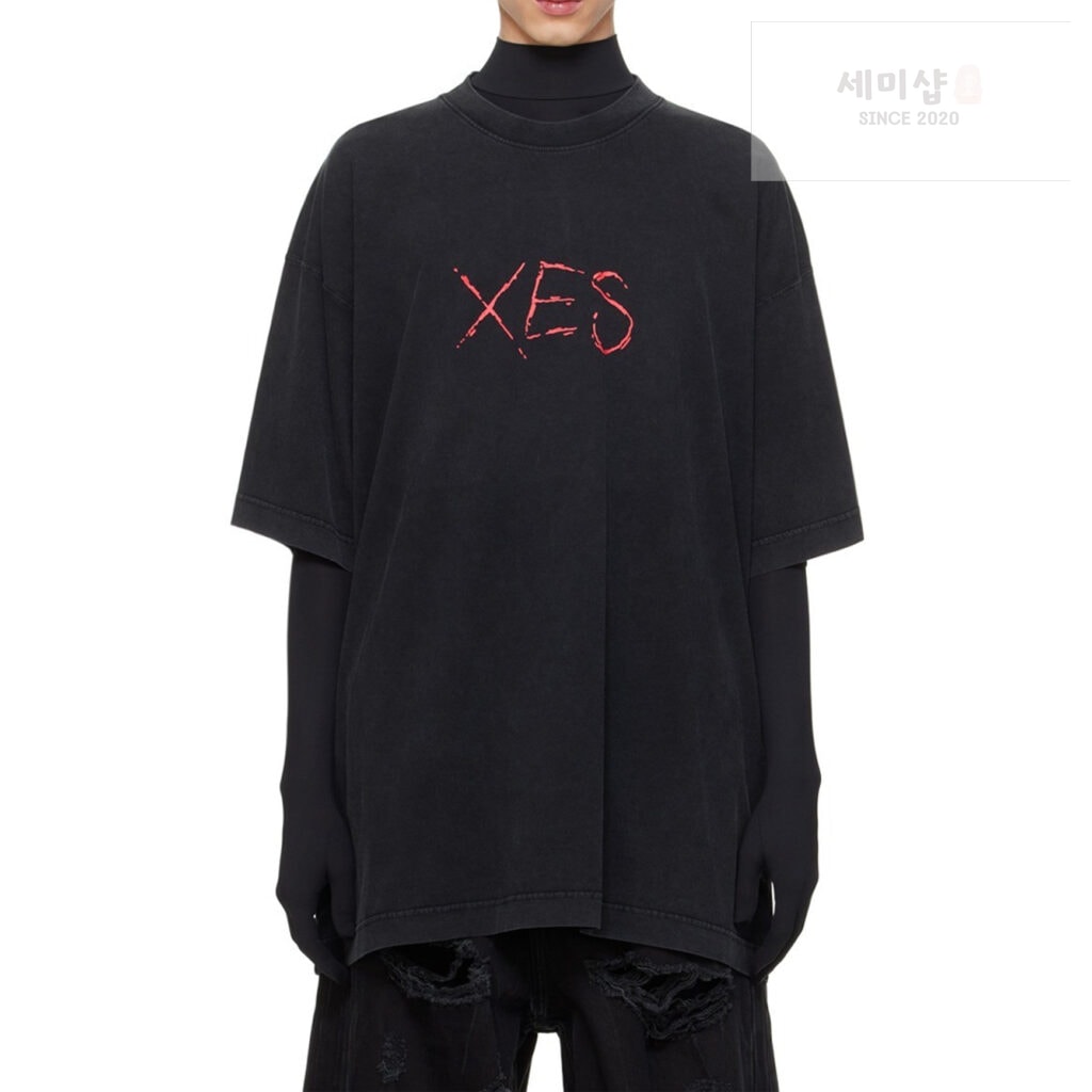 Vetements 베트멍 24SS XES 프린팅 반팔 티셔츠 블랙 의류 2번 이미지