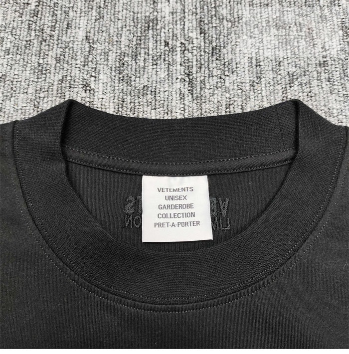 Vetements 베트멍 ‘IM PERFECT YOU ADJUST’ 오버사이즈 반팔 티셔츠 의류 6번 이미지