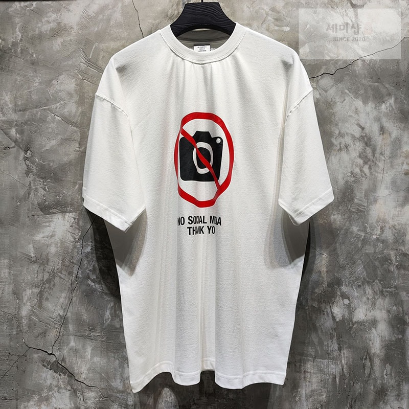 Vetements 베트멍 No Social Media 반팔 티셔츠 의류 14번 이미지