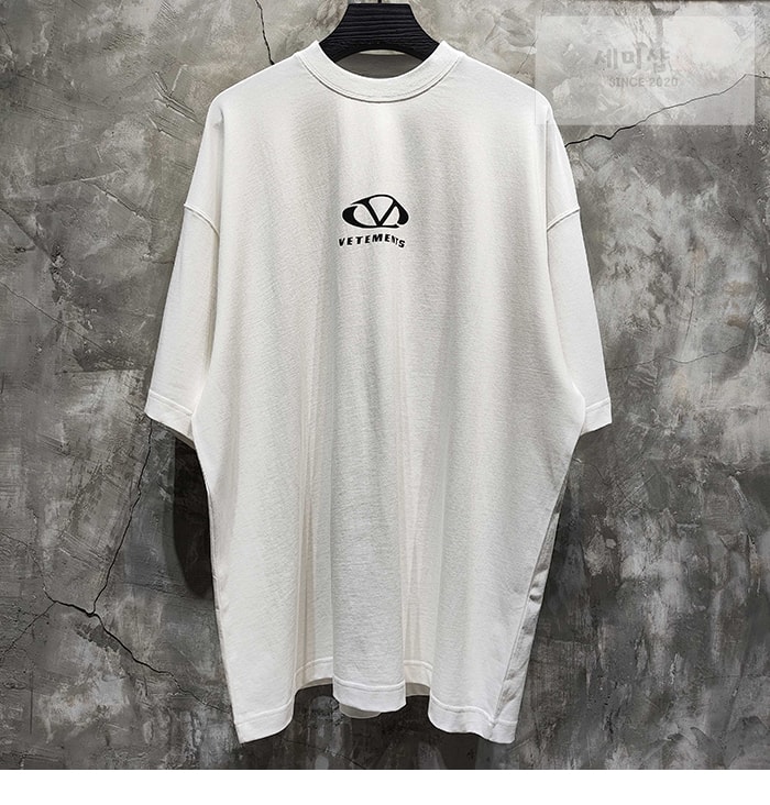 Vetements 베트멍 Oval 로고 오버사이즈 반팔 티셔츠 의류 1번 이미지
