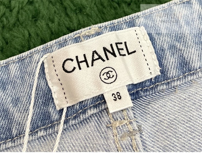 C H A N E L 샤넬 25P 시퀸 자수 워시드 데님 팬츠 의류 11번 이미지
