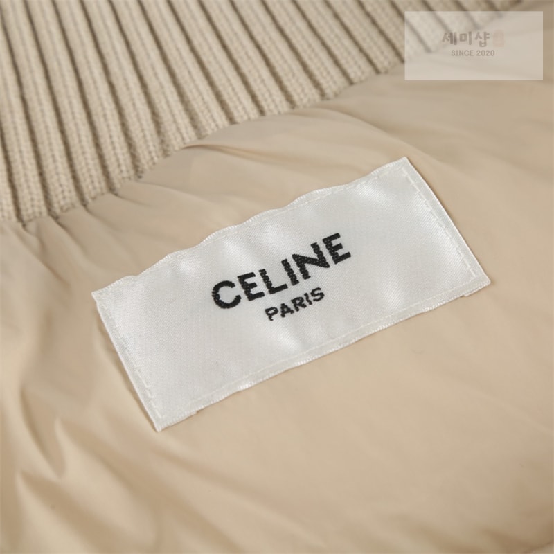 C E L I N E 셀린느 트리옹프 로고 슬리브리스 다운 질렛 패딩 조끼 베이지 의류 19번 이미지