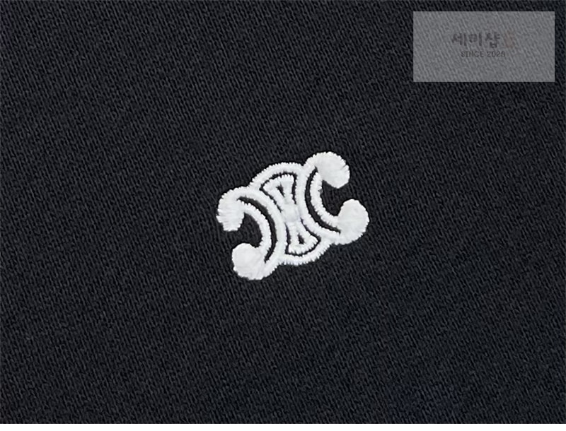 C E L I N E 셀린느 트리옹프 롱 슬리브 코튼 저지 티셔츠 의류 8번 이미지