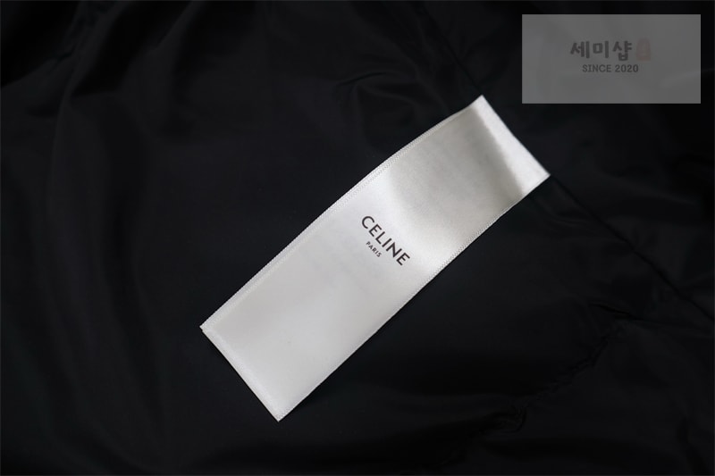 C E L I N E 셀린느 트리옹프 모노그램 나일론 자카드 다운 패딩 자켓 의류 10번 이미지