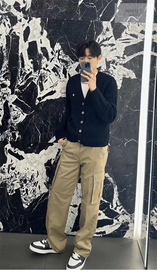 C E L I N E 셀린느 트리옹프 v넥 캐시미어 가디건 의류 3번 이미지