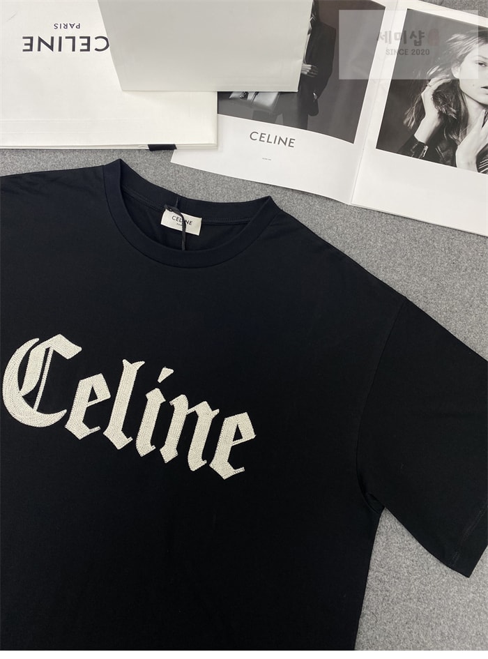 C E L I N E 셀린느 플로킹 로고 루즈핏 반팔 티셔츠 의류 22번 이미지