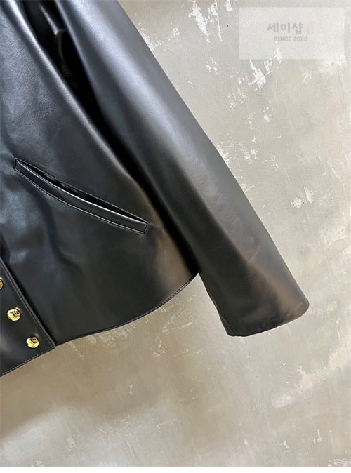 C E L I N E 셀린느 24FW 스냅 버튼 램스킨 퓨어 카라 자켓 의류 4번 이미지