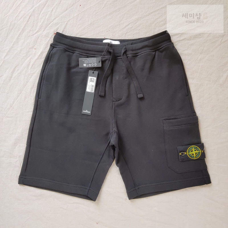 Stone Island 스톤아일랜드 숏 팬츠 64651 Black 의류 1번 이미지