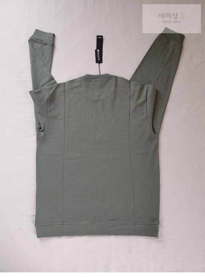 Stone Island 스톤아일랜드 24SS 크루넥 스웨트셔츠 맨투맨 63750 레플리카 10번 이미지 - 의류 | 세미샵 레플리카 사이트