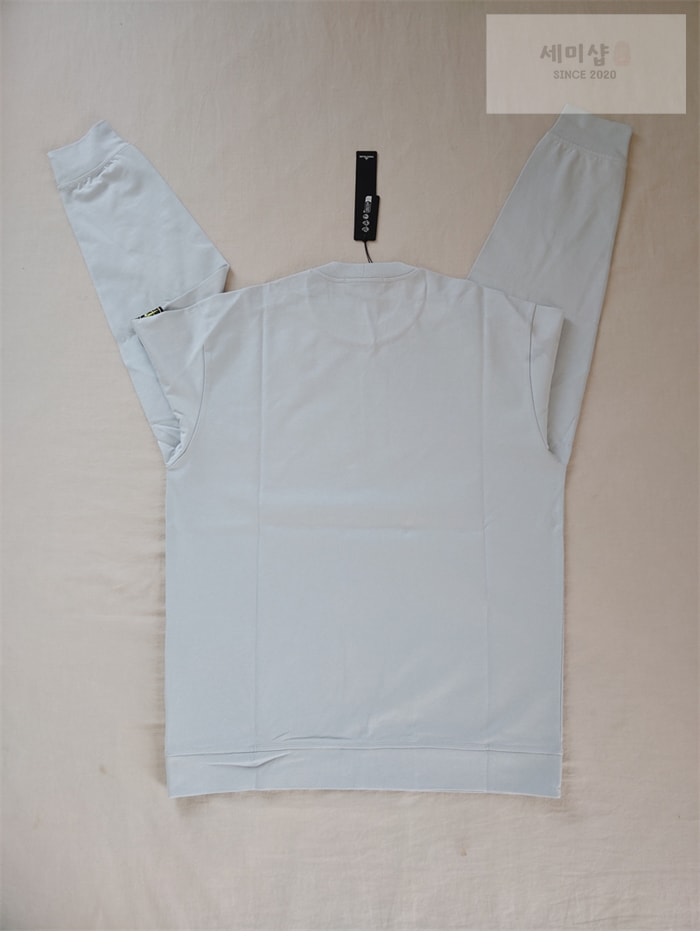 Stone Island 스톤아일랜드 24SS 크루넥 스웨트셔츠 맨투맨 63750 레플리카 24번 이미지 - 의류 | 세미샵 레플리카 사이트