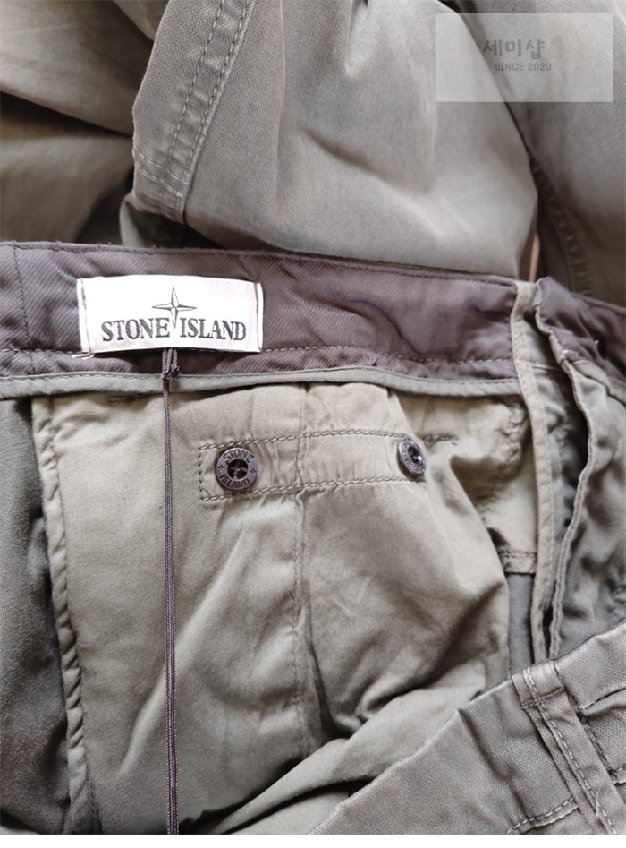 Stone Island 스톤아일랜드 T.CO+OLD 카고 팬츠 303L1 레플리카 23번 이미지 - 의류 | 세미샵 레플리카 사이트