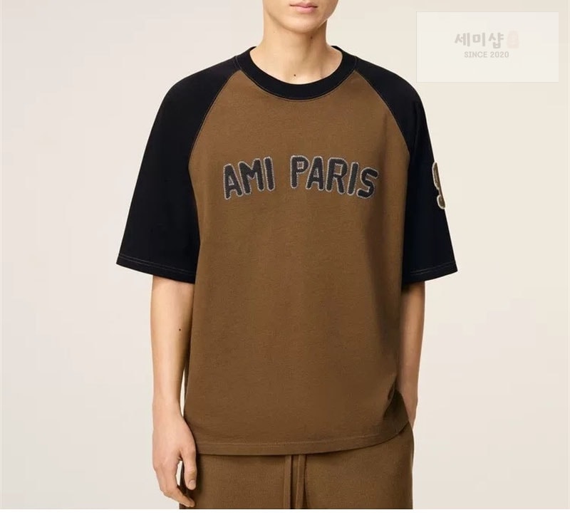 A M I 아미 파리스 로고 크루넥 반팔 티셔츠 의류 2번 이미지