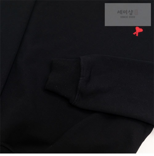 A M I 아미 24FW 스몰 하트 로고 맨투맨 블랙 의류 6번 이미지
