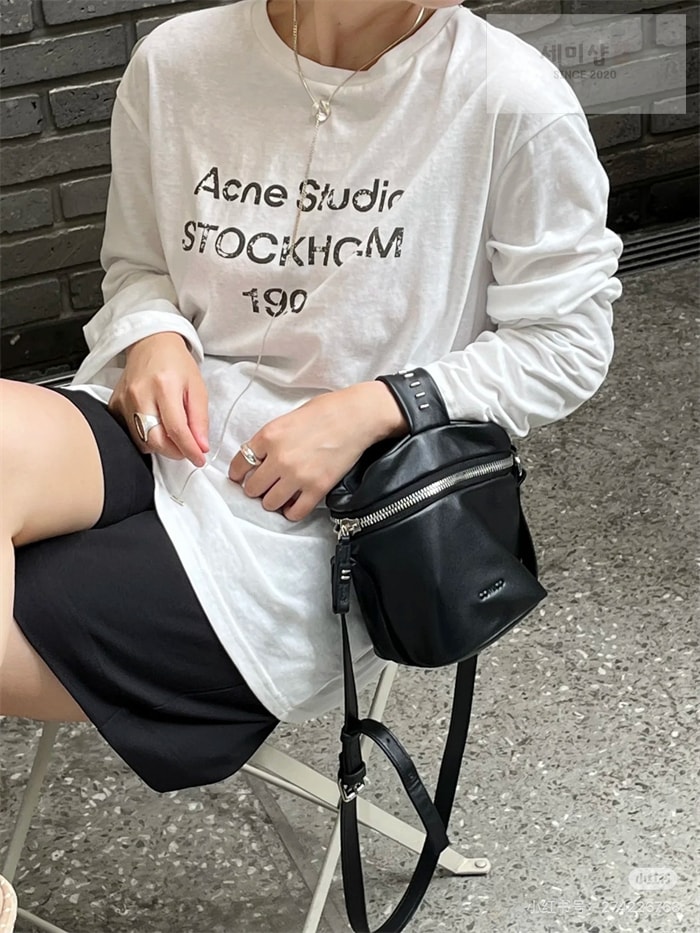 Acne Studios 아크네 1996 스톡홀름 긴팔 티셔츠 의류 3번 이미지