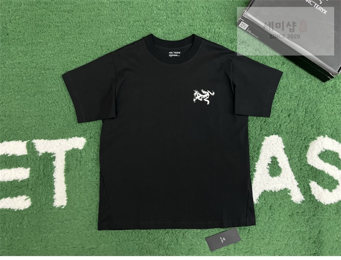 Arc Teryx 아크테릭스 크래그 코튼 버드타일 반팔 화이트 의류 7번 이미지