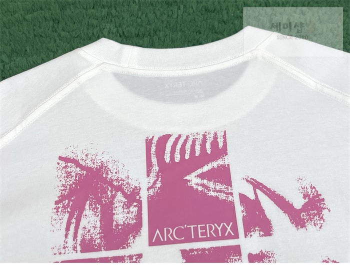 Arc Teryx 아크테릭스 크래그 코튼 버드타일 반팔 화이트 의류 24번 이미지