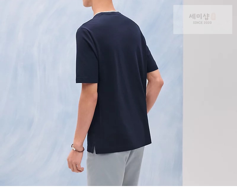 Hermes 에르메스 “Piqures sellier” 포켓 반팔 티셔츠 의류 2번 이미지