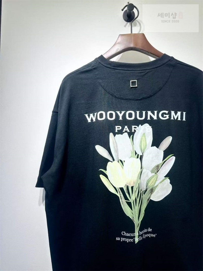 우영미 우영미 플라워 백로고 반팔 티셔츠 화이트 의류 10번 이미지