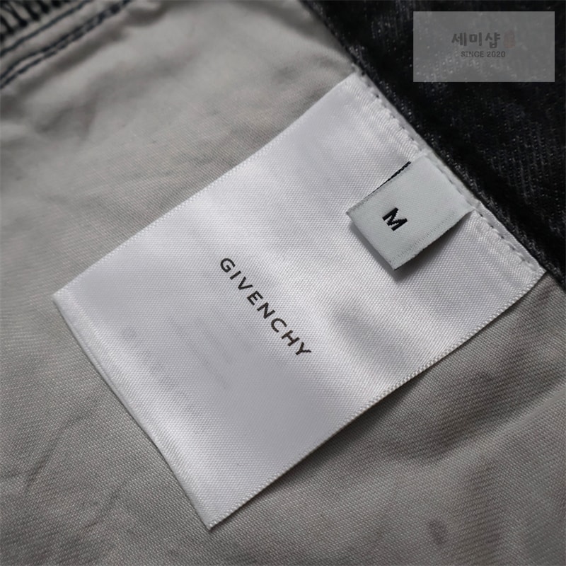 Givenchy 지방시 디스트로이드 스트레이트 지퍼 데님 진 팬츠 의류 19번 이미지