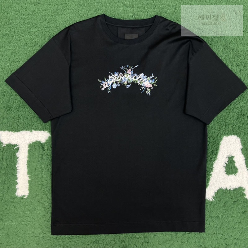 Givenchy 지방시 로고 그래픽 플라워 자수 프린트 코튼 반팔 티셔츠 의류 2번 이미지