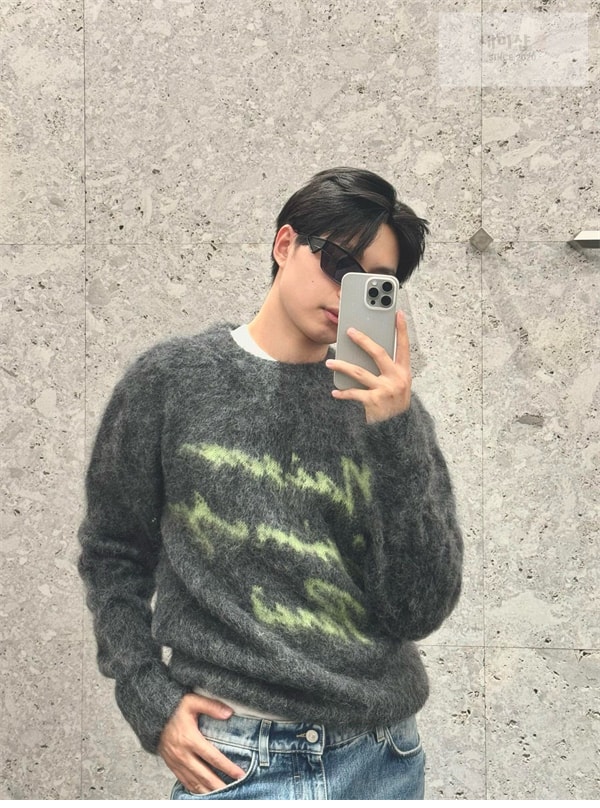 Givenchy 지방시 메종 로고 모헤어 니트 스웨터 의류 4번 이미지