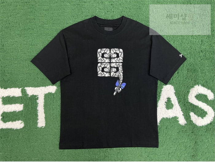 Givenchy 지방시 코튼 4G 브레이드 프린트 티셔츠 의류 3번 이미지
