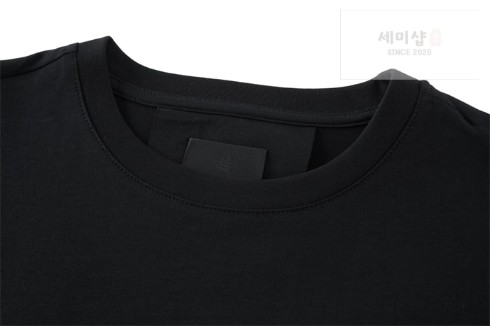 Givenchy 지방시 포킷 클래식핏 반팔 티셔츠 의류 9번 이미지