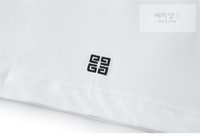 Givenchy 지방시 포킷 클래식핏 반팔 티셔츠 의류 14번 이미지