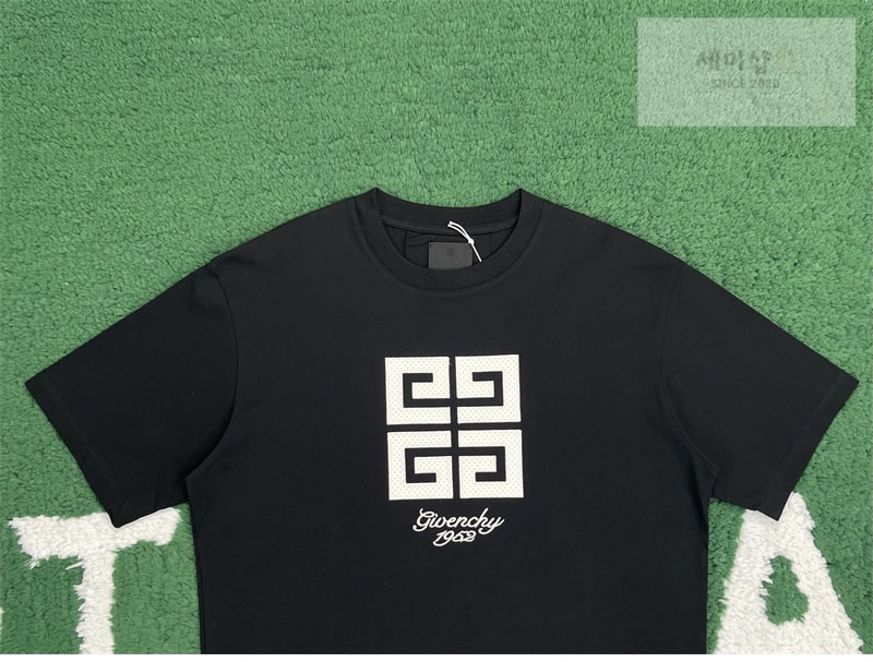 Givenchy 지방시 4G 모티프 코튼 반팔 티셔츠 의류 6번 이미지